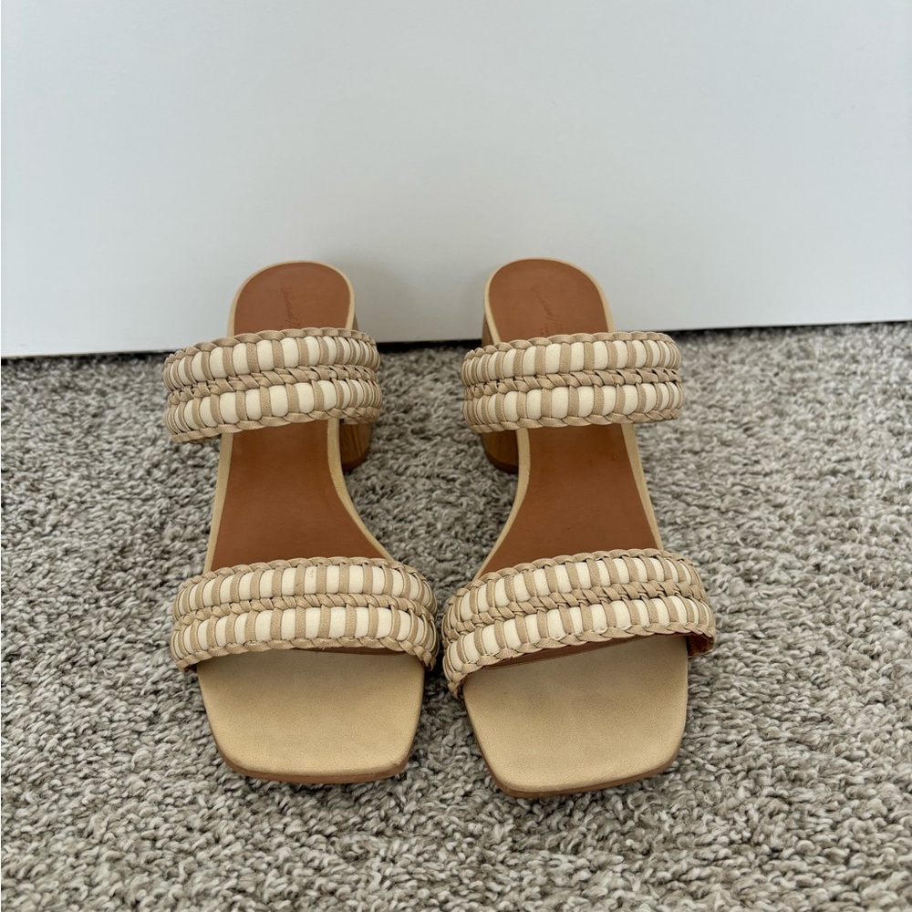 Target Universal Thread Heel